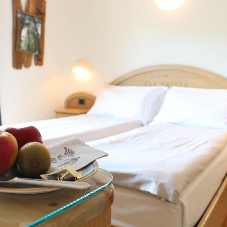 Hotel "La Suisse" Ливиньо Экстерьер фото