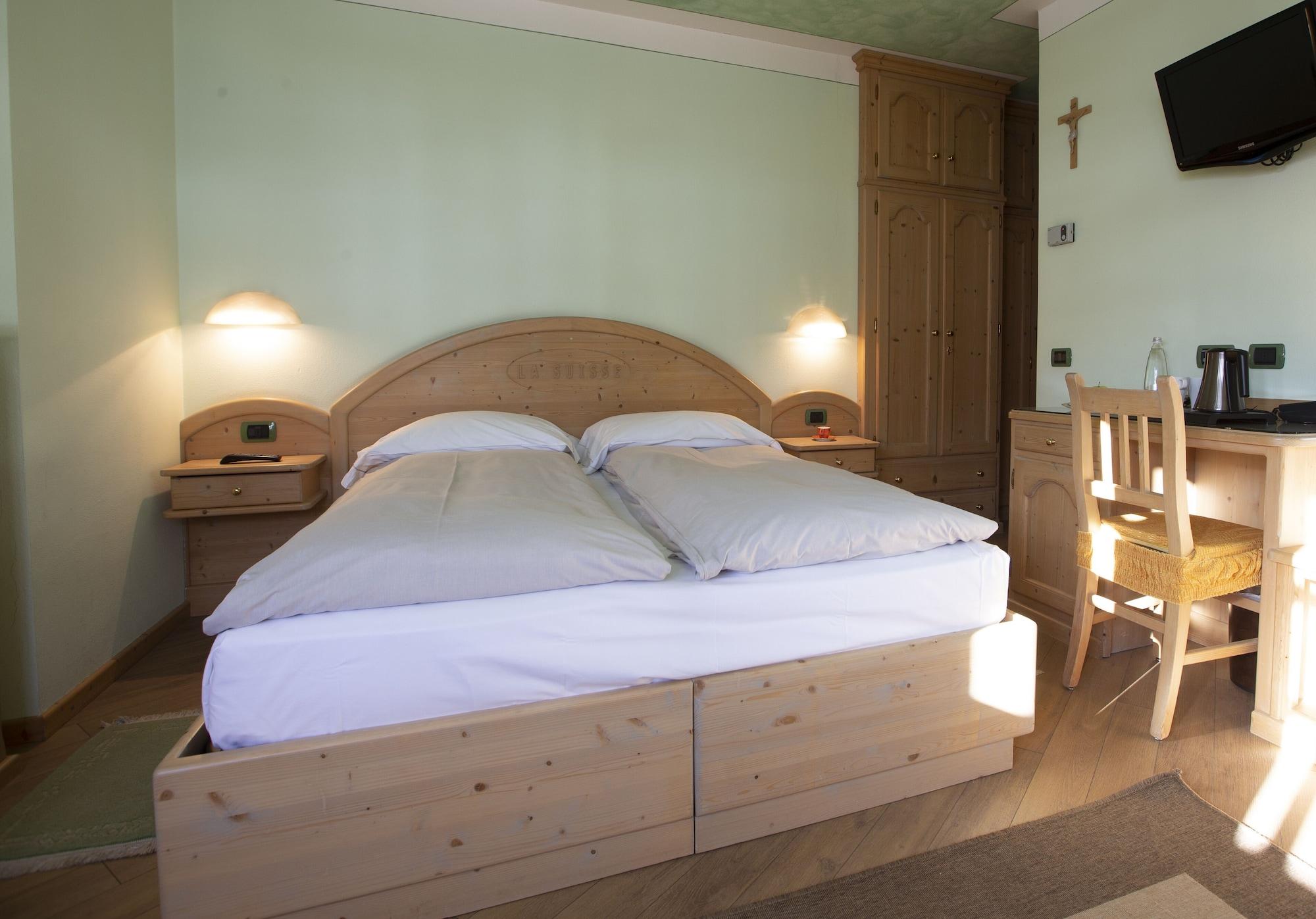 Hotel "La Suisse" Ливиньо Экстерьер фото