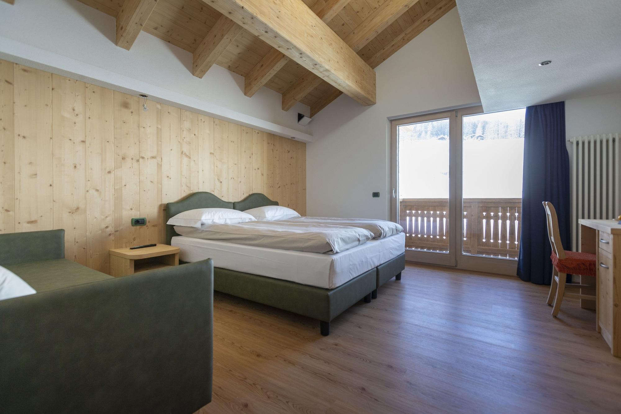 Hotel "La Suisse" Ливиньо Экстерьер фото