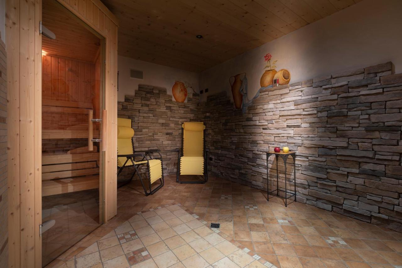 Hotel "La Suisse" Ливиньо Экстерьер фото
